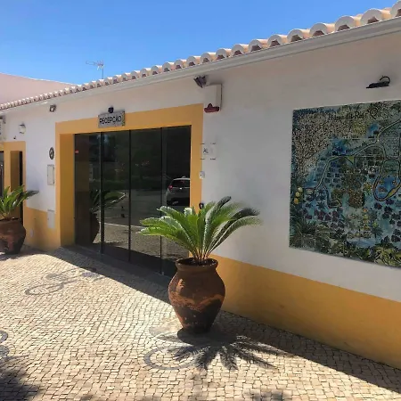 157, Pedras D'el Rei